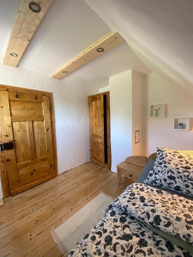 Ferienhaus Goebel'S Gute Stube Wirfus エクステリア 写真