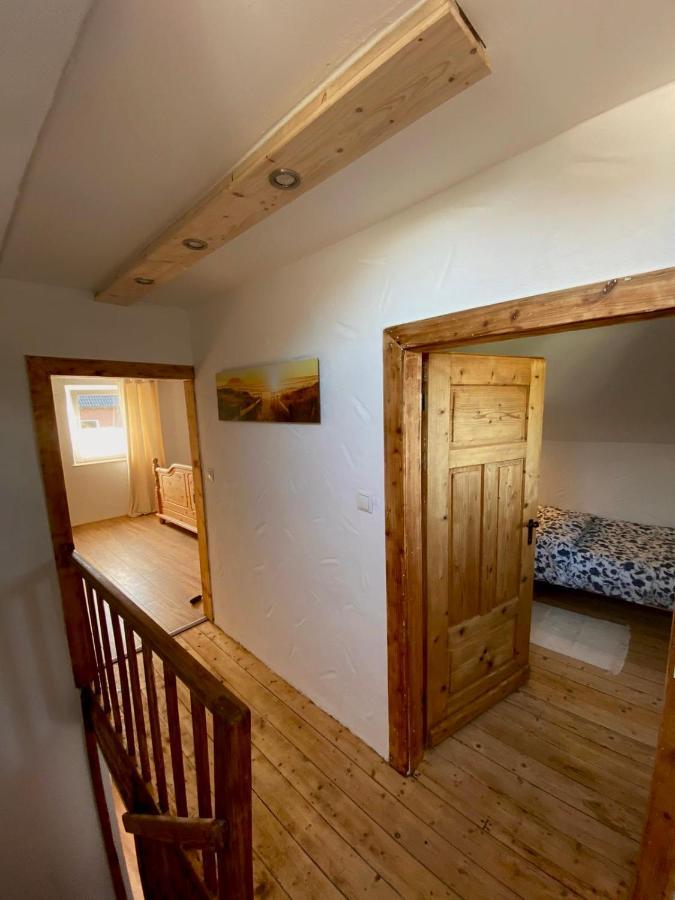 Ferienhaus Goebel'S Gute Stube Wirfus エクステリア 写真