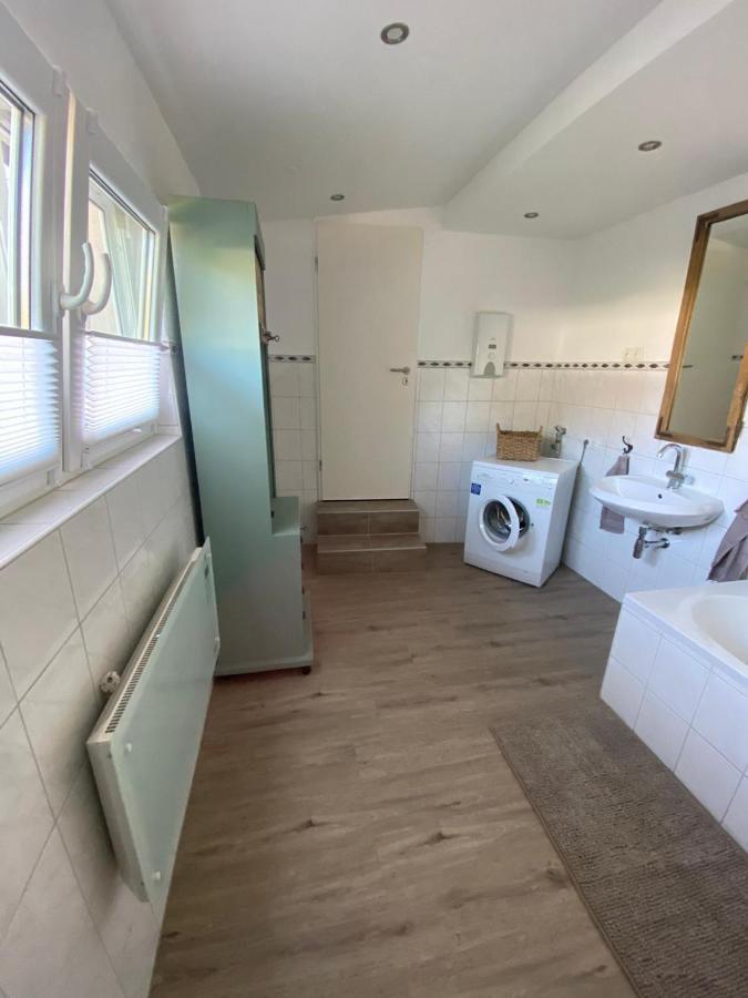 Ferienhaus Goebel'S Gute Stube Wirfus エクステリア 写真