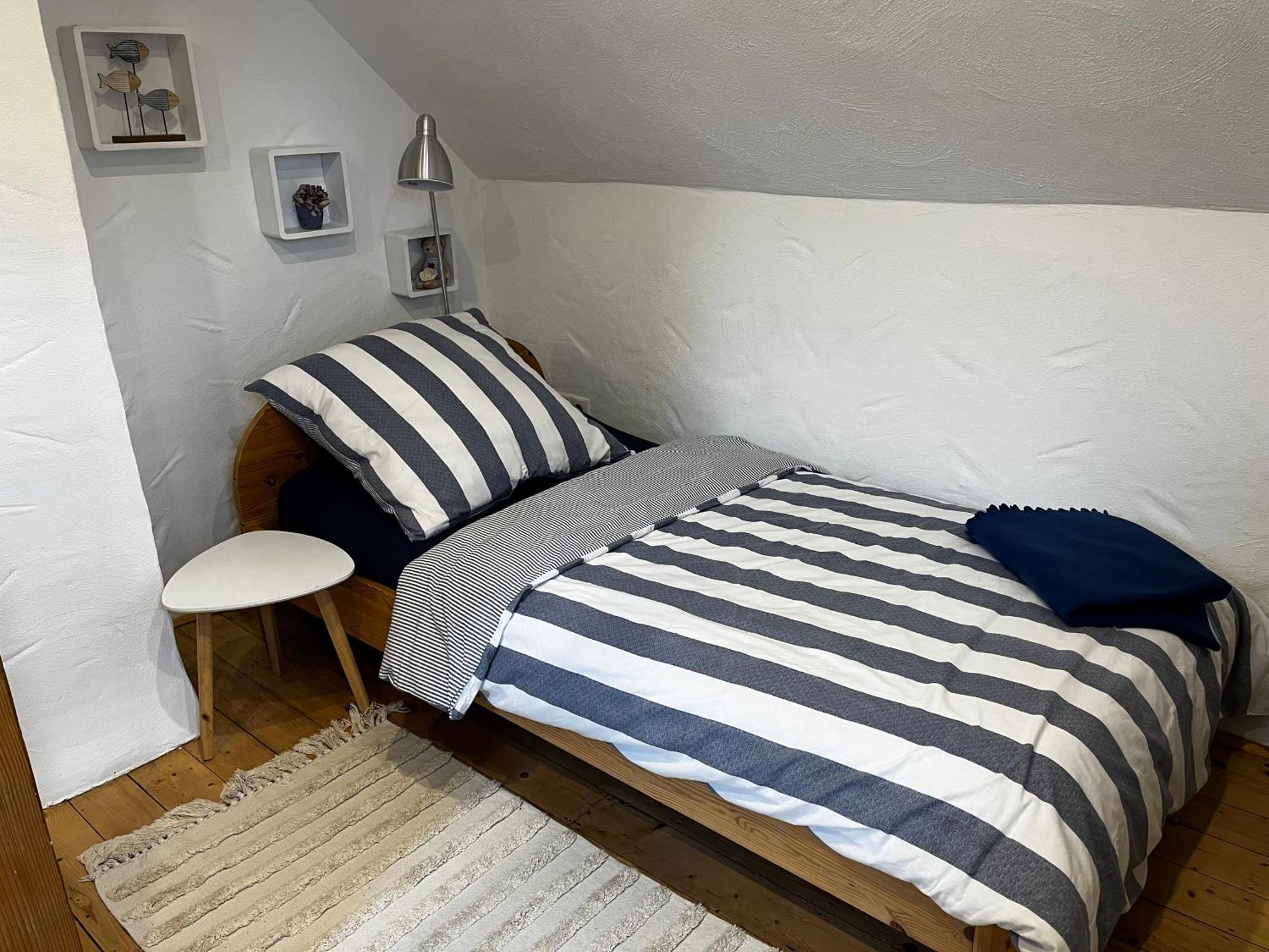 Ferienhaus Goebel'S Gute Stube Wirfus エクステリア 写真